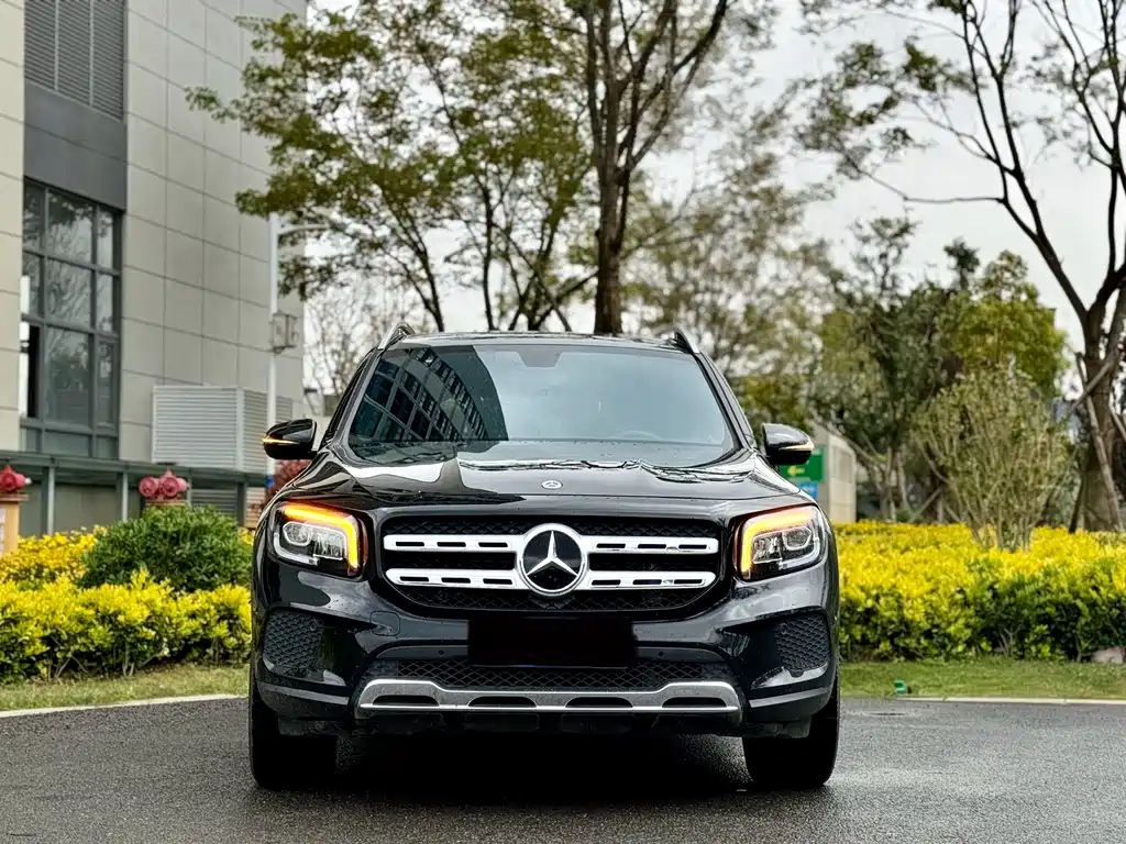 MERCEDES BENZ GLB 2022