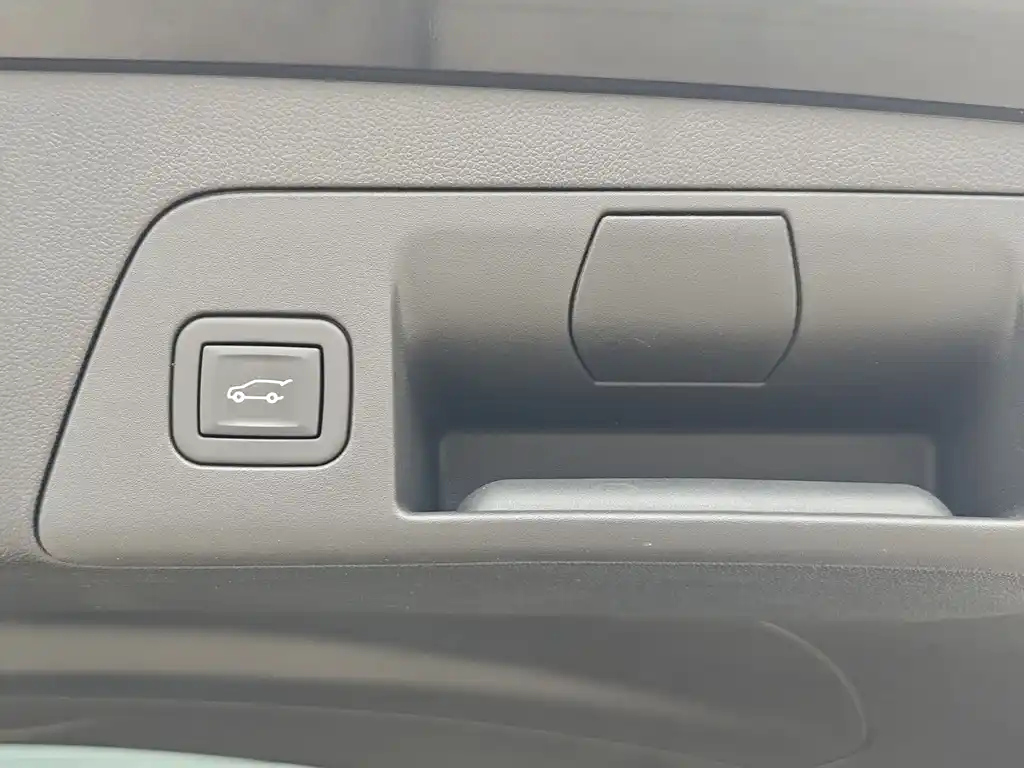 BUICK ENVISION S 2023