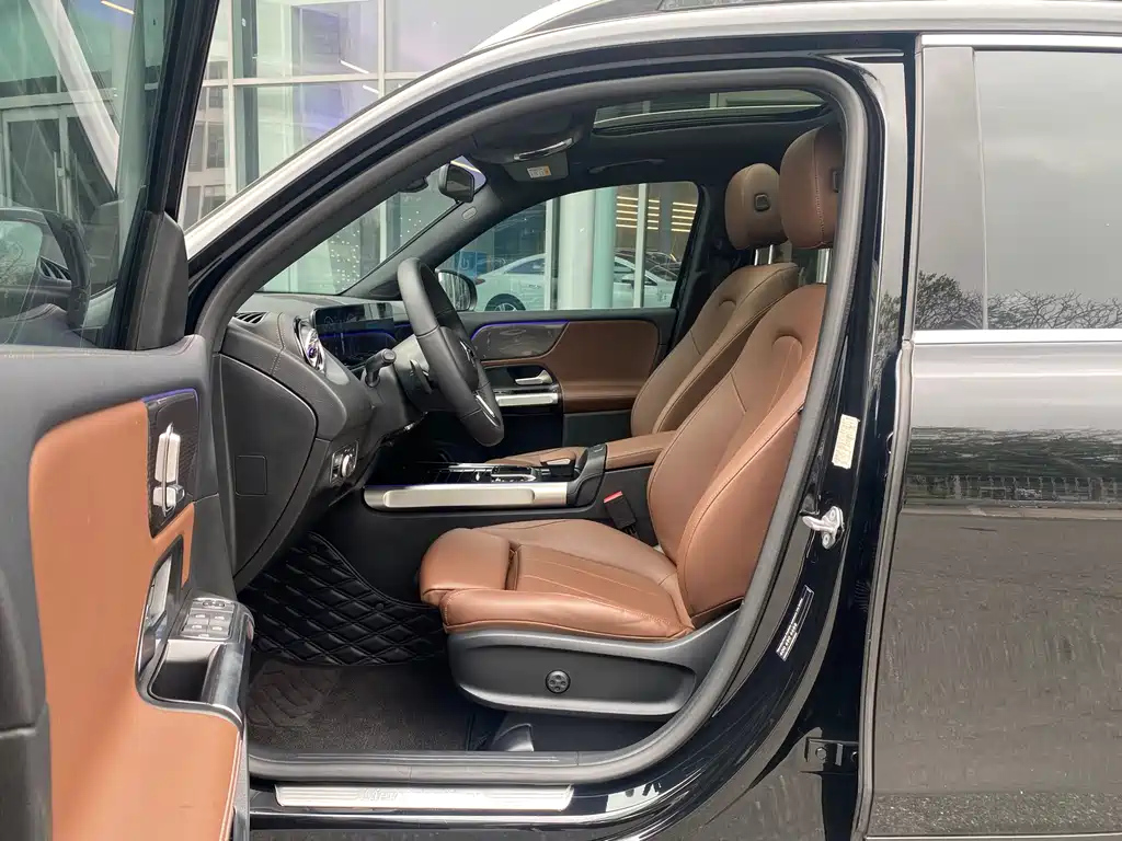MERCEDES BENZ GLB 2022