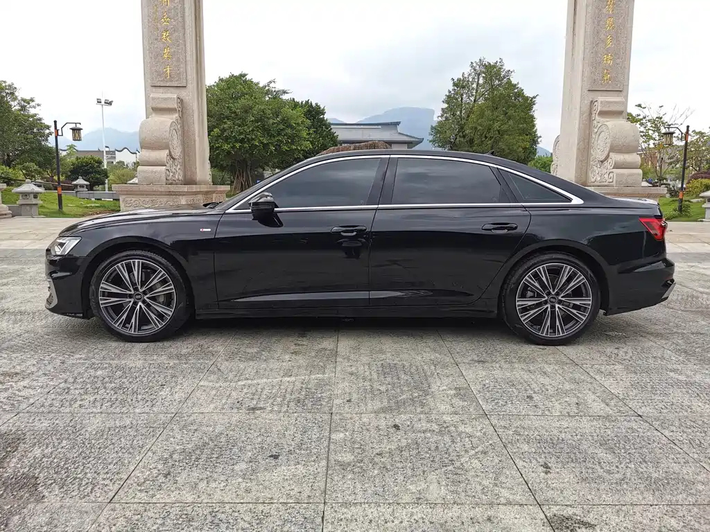 AUDI A6L 2023