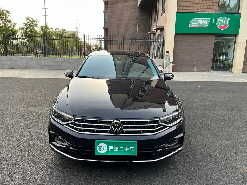 VOLKSWAGEN MAGOTAN 2022