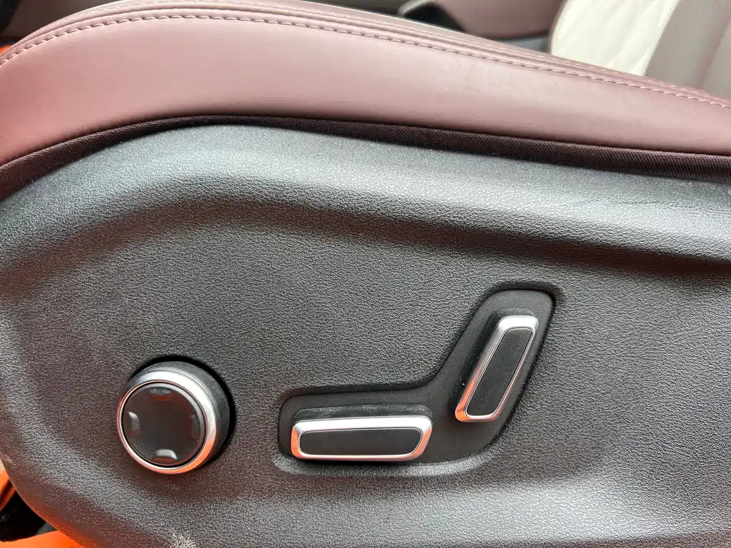 GEELY AUTO MONJARO 2022