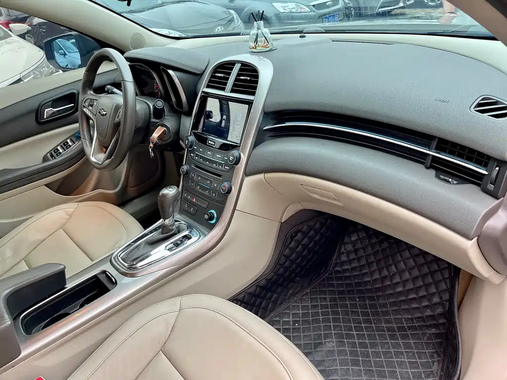 CHEVROLET MALIBU 2014