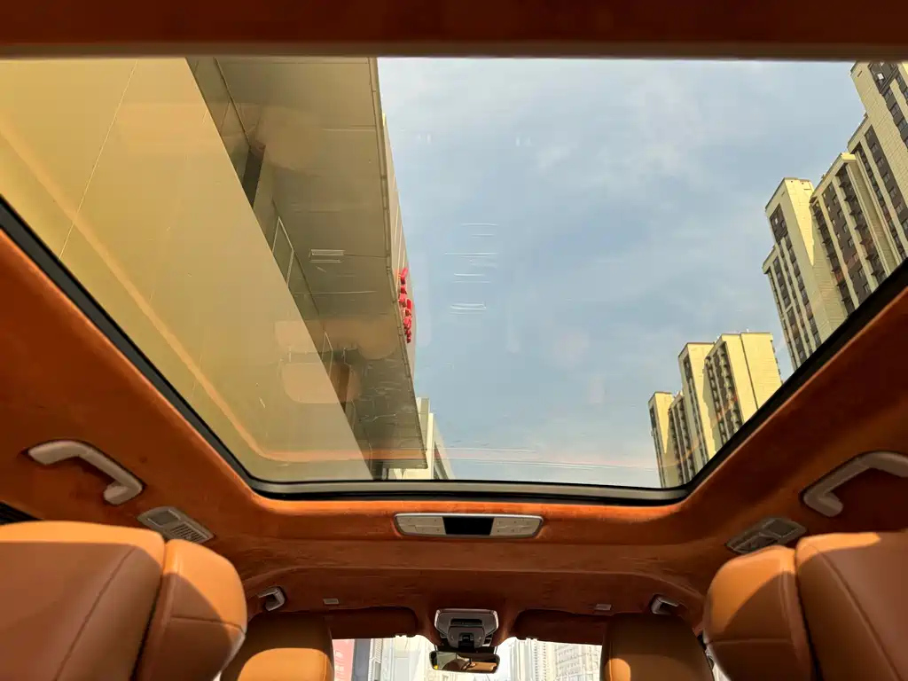 HONGQI HQ9 2023