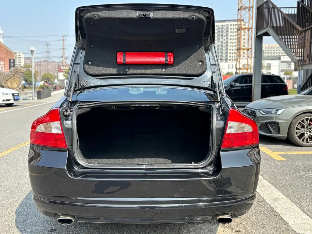 VOLVO S80L 2012