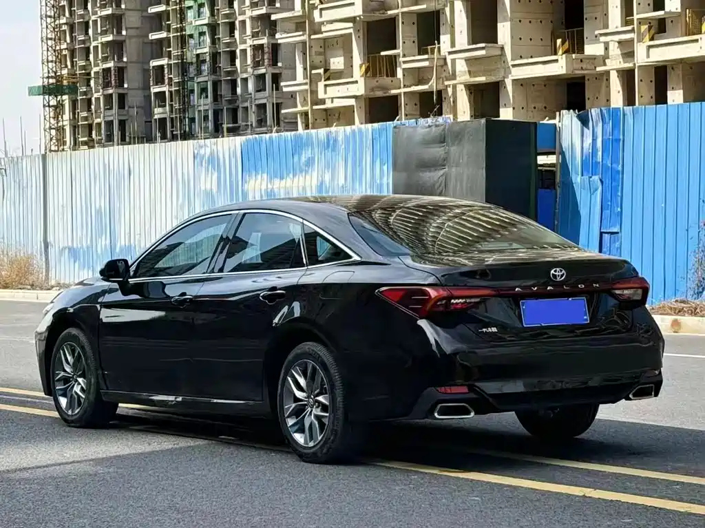 TOYOTA AVALON 2020