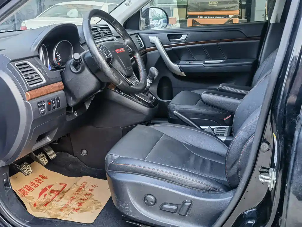 HAVAL H6 2015