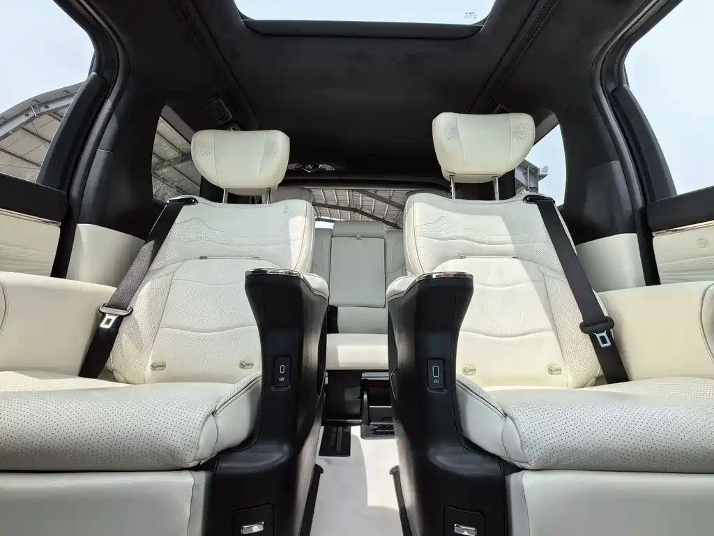 TRUMPCHI M8 2023