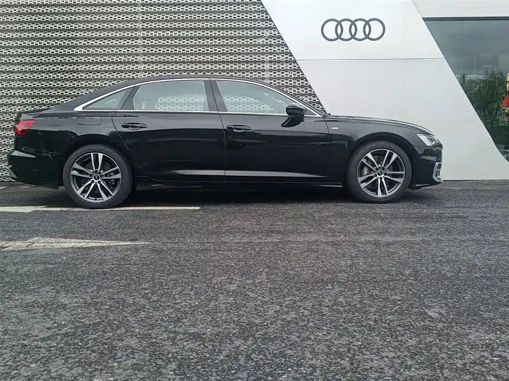 AUDI A6L 2023