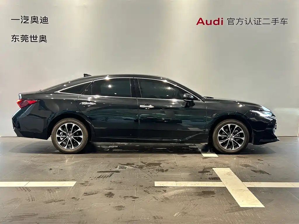 TOYOTA AVALON 2023