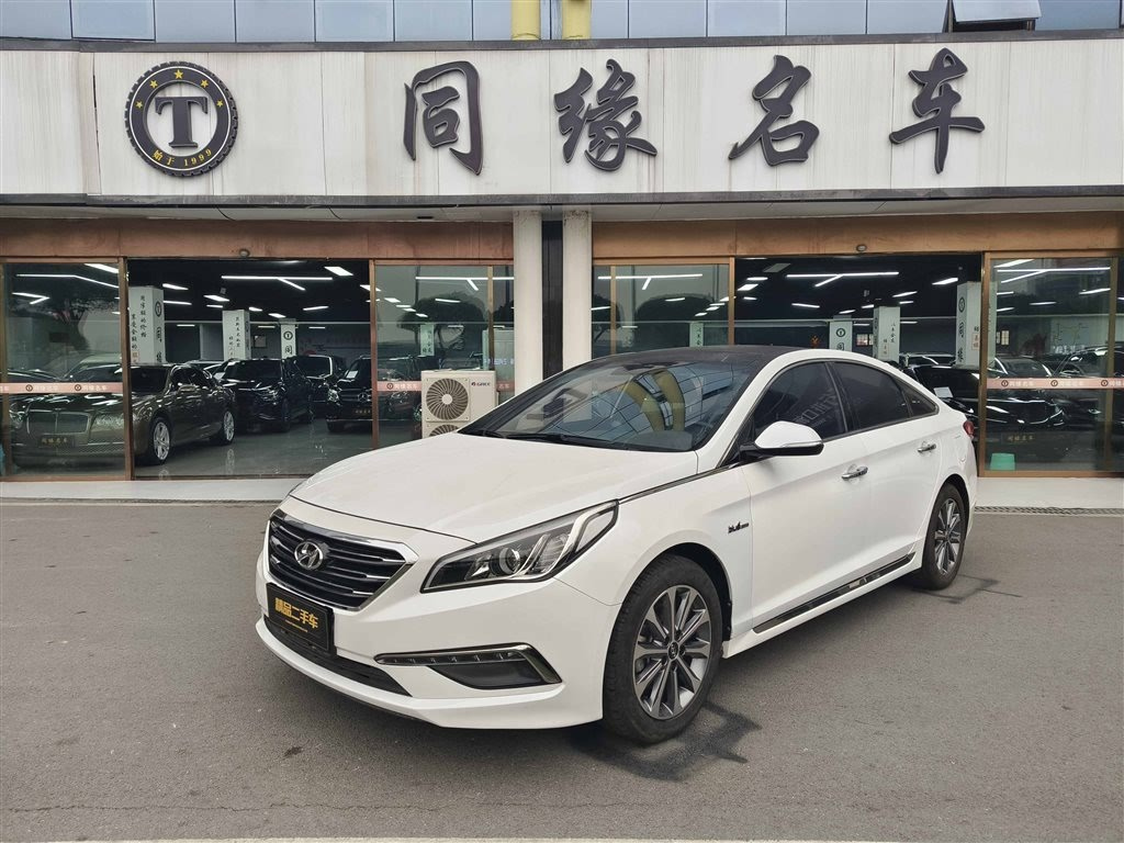 HYUNDAI SONATA 2015