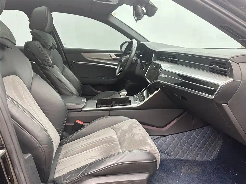AUDI A6L 2021
