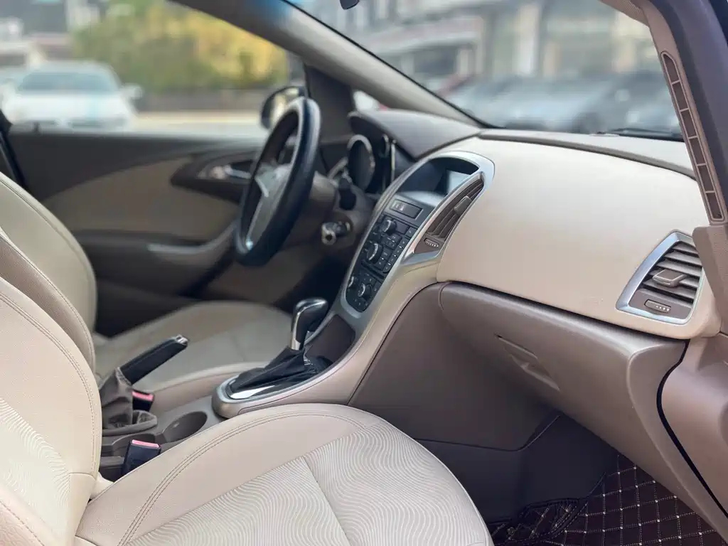 BUICK EXCELLE 2014