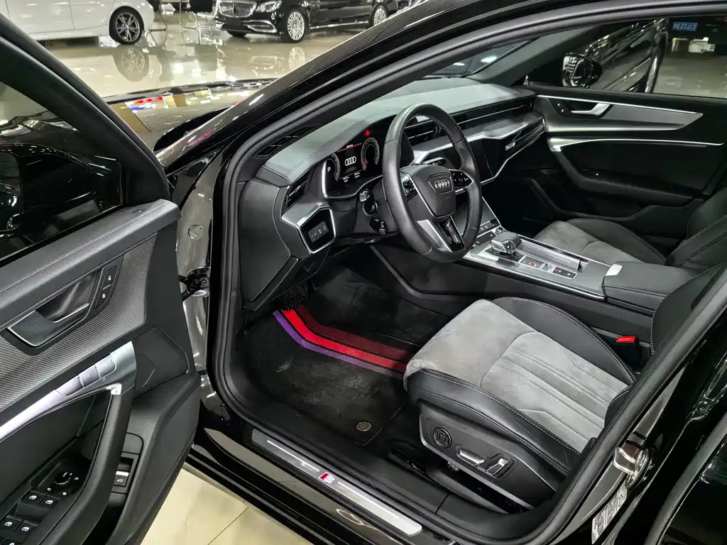 AUDI A6L 2021