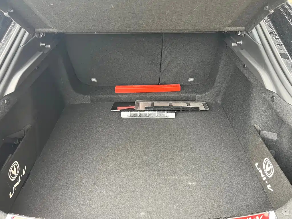 CHANGAN UNI-V 2023