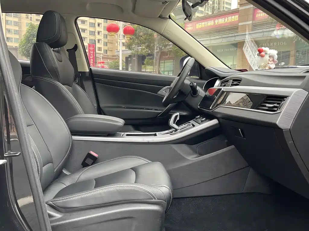 GEELY AUTO BOYUE 2021