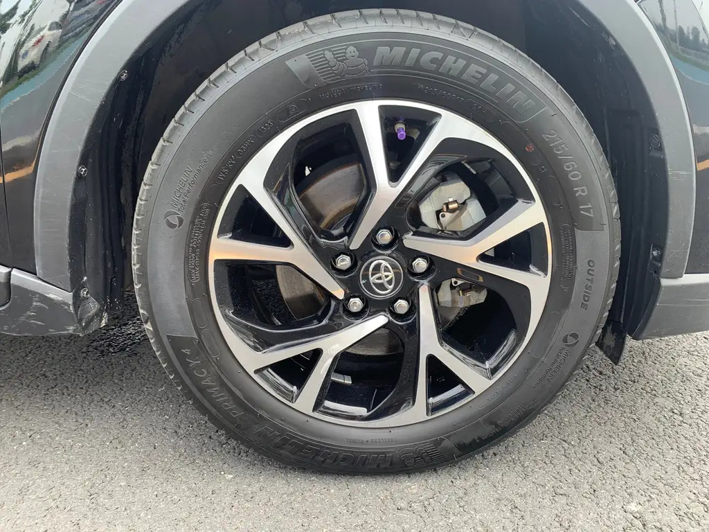 TOYOTA C-HR 2020