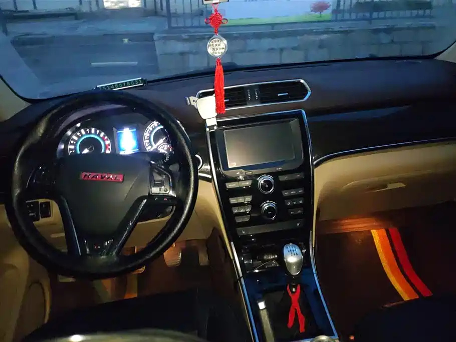 HAVAL H2 2015