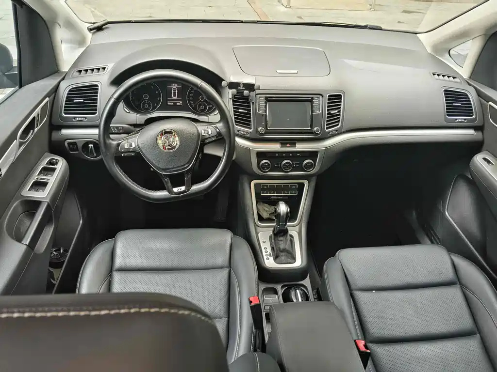 VOLKSWAGEN SHARAN 2017