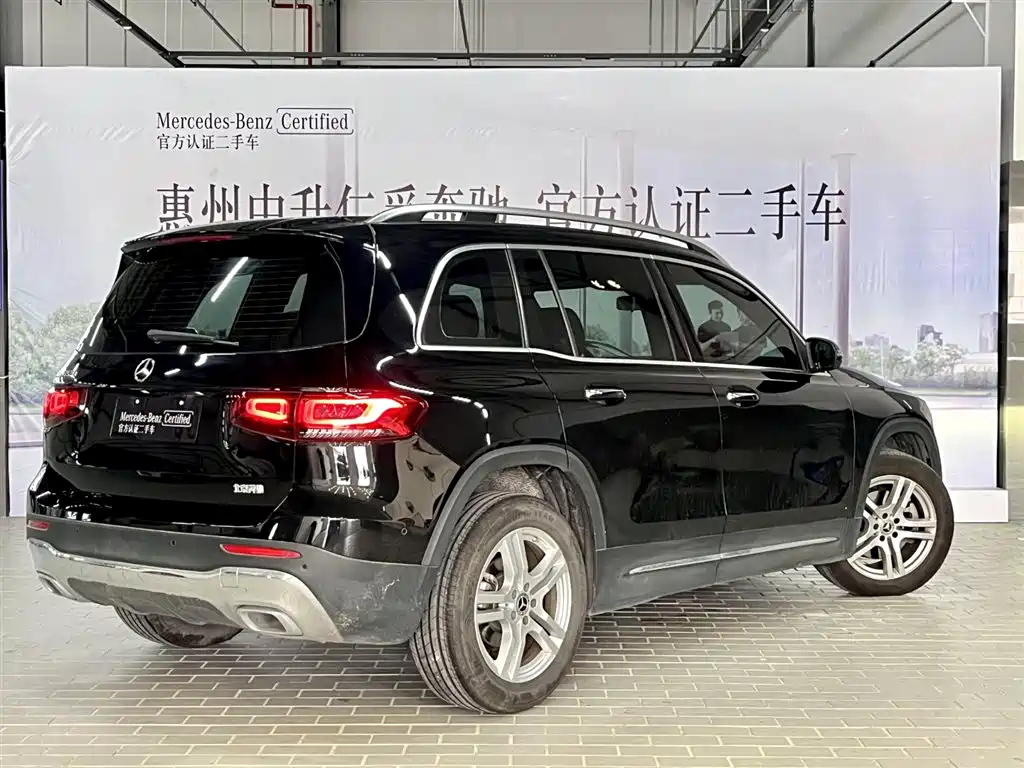 MERCEDES BENZ GLB 2022