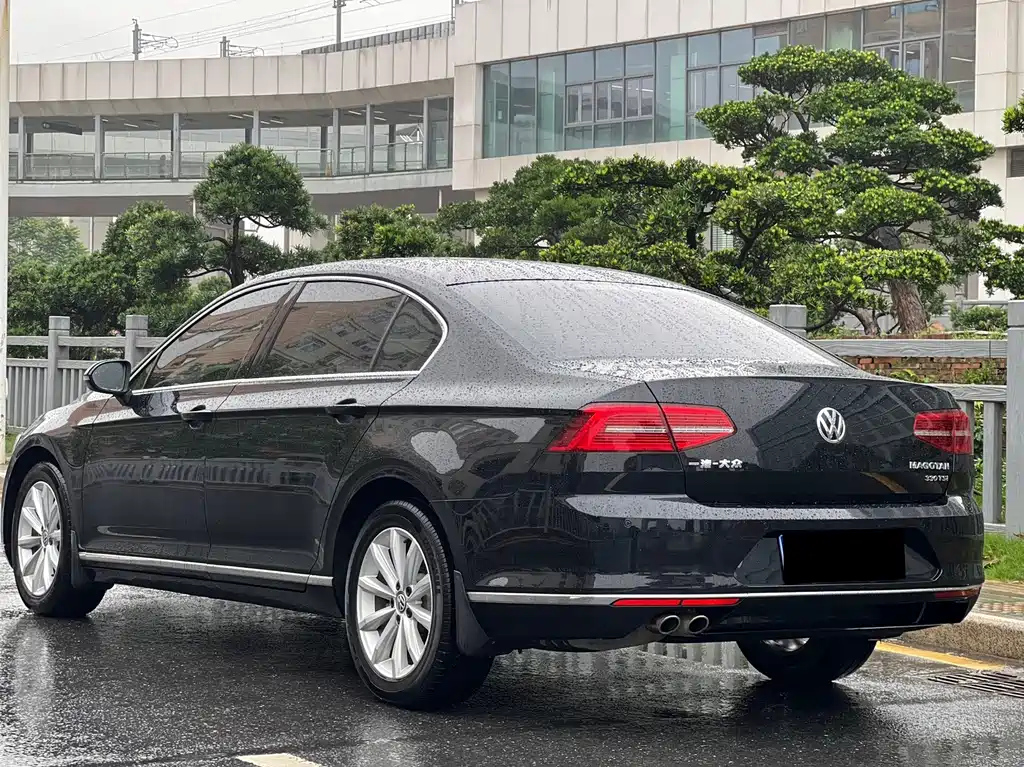 VOLKSWAGEN MAGOTAN 2018
