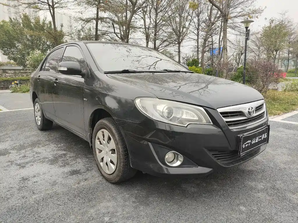 TOYOTA COROLLA 2013