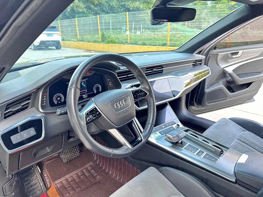 AUDI A6L 2020