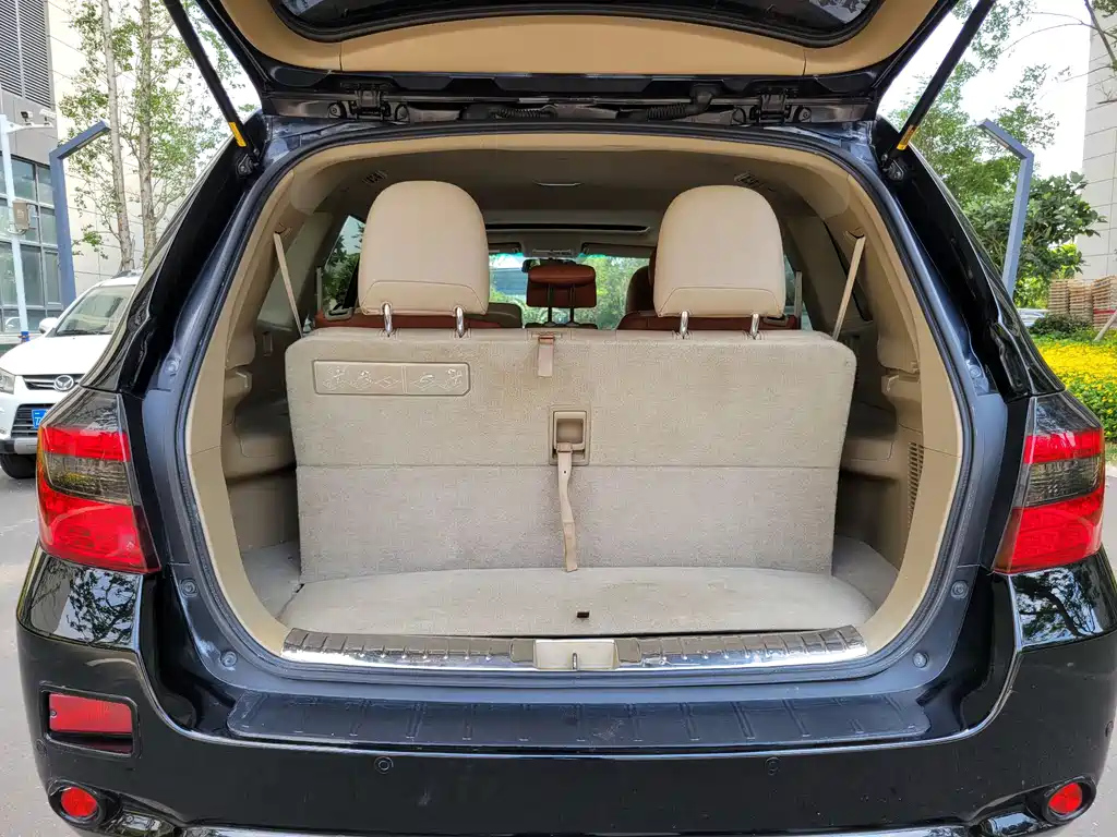 TOYOTA HIGHLANDER 2010