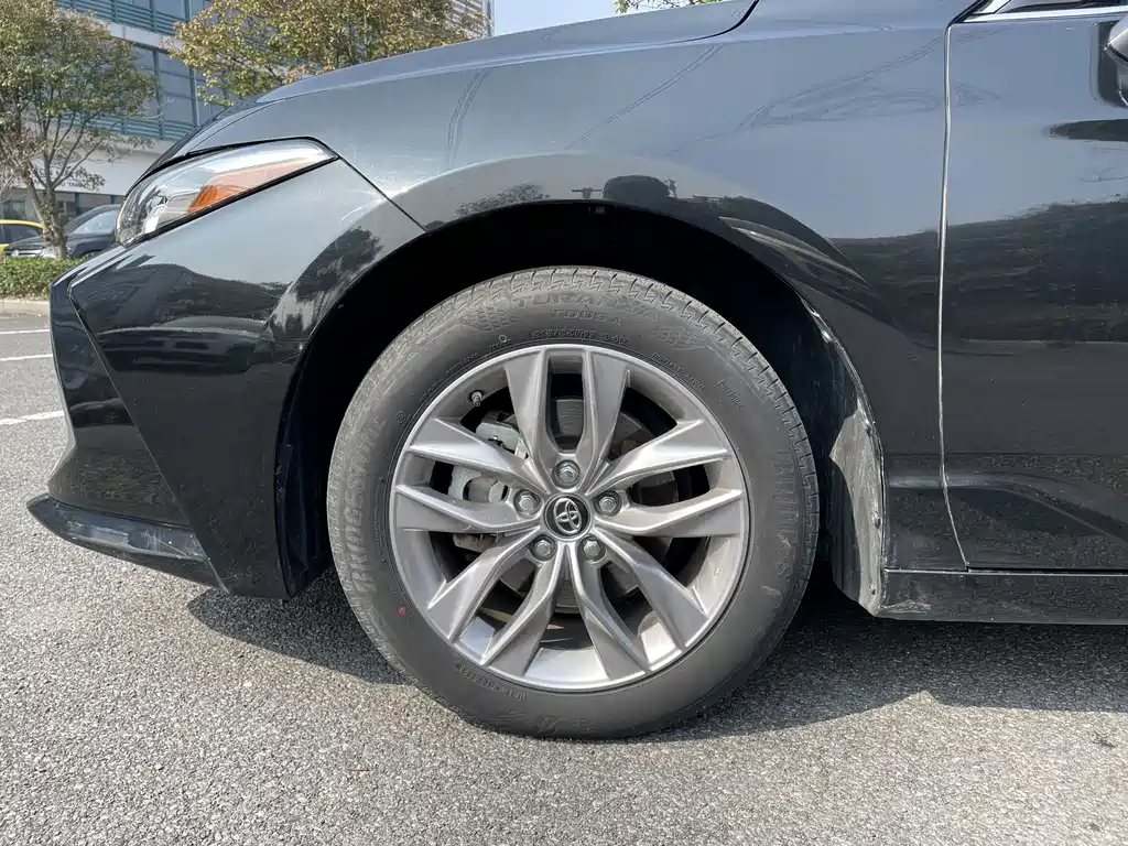 TOYOTA AVALON 2021