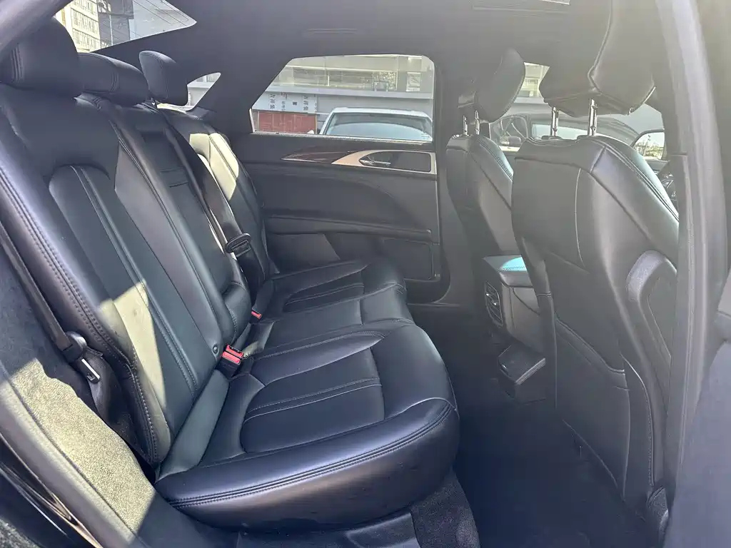 LINCOLN MKZ 2020