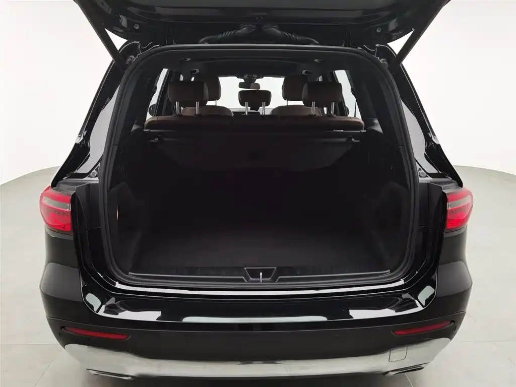 MERCEDES BENZ GLB 2021