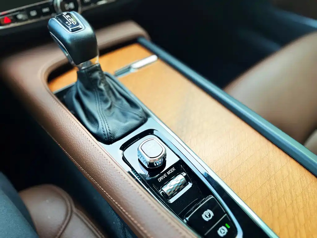 VOLVO S90 2020