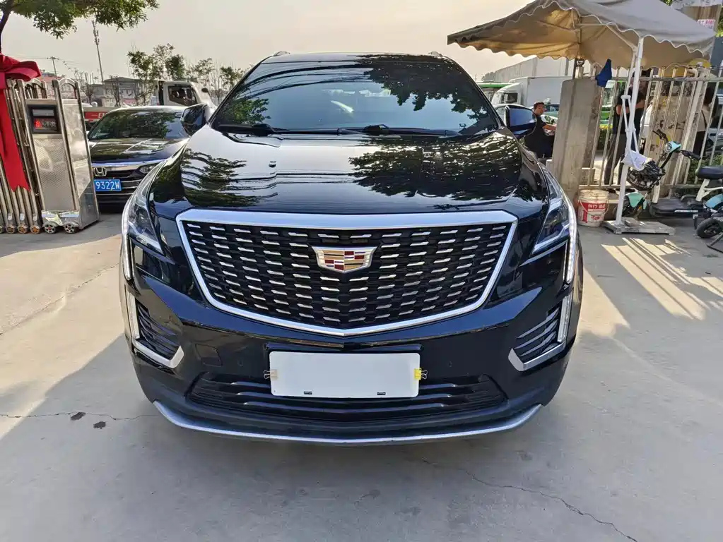 CADILLAC XT5 2021
