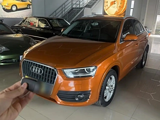 AUDI Q3  2015