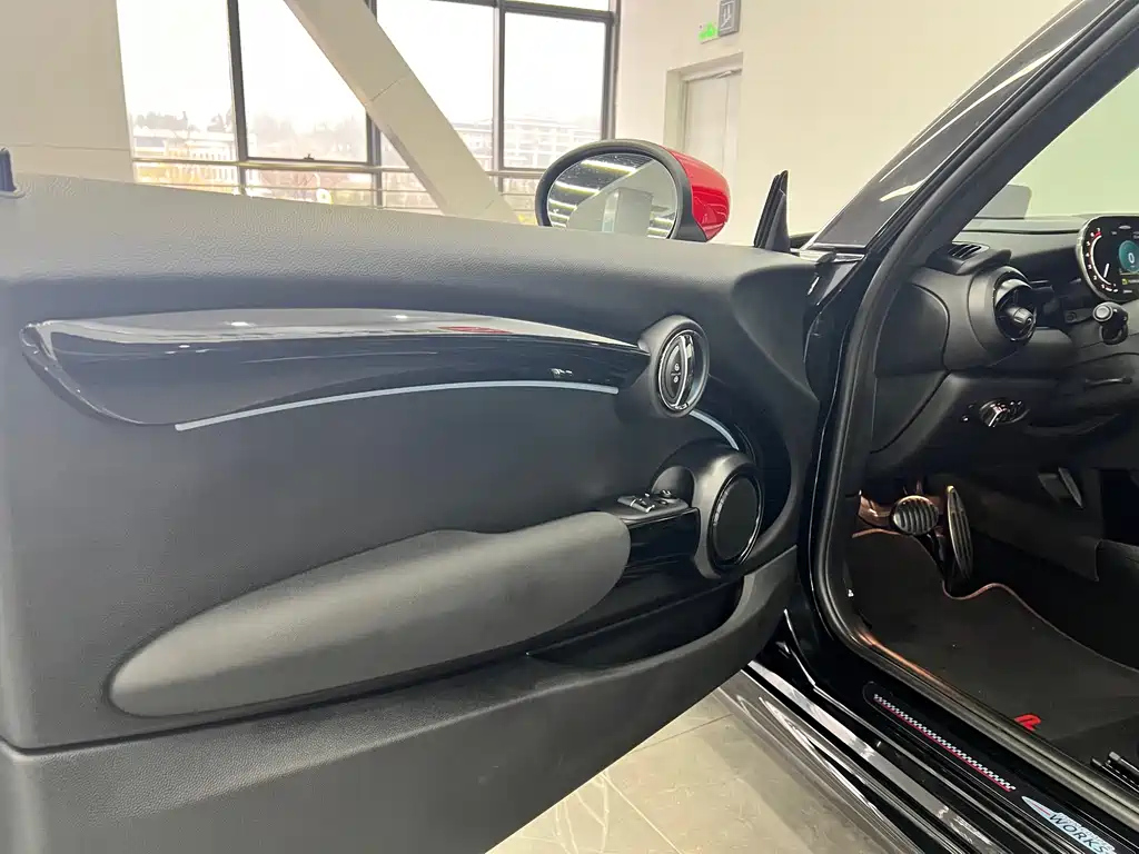 MINI JCW 2022