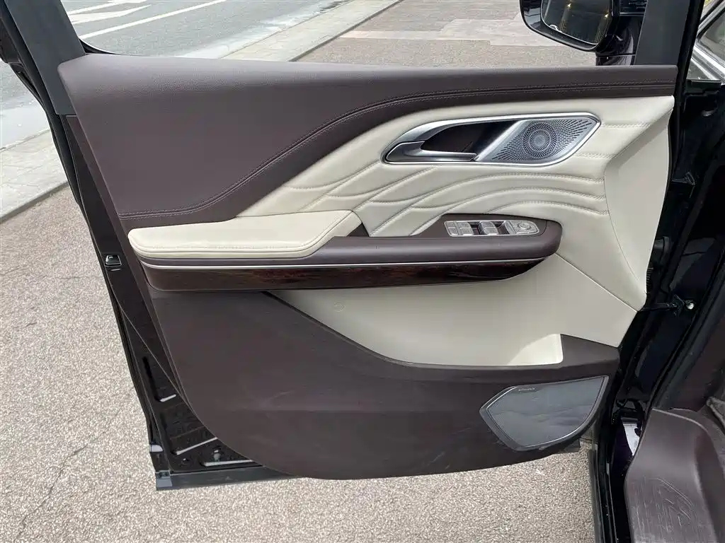 HONGQI HQ9 2023