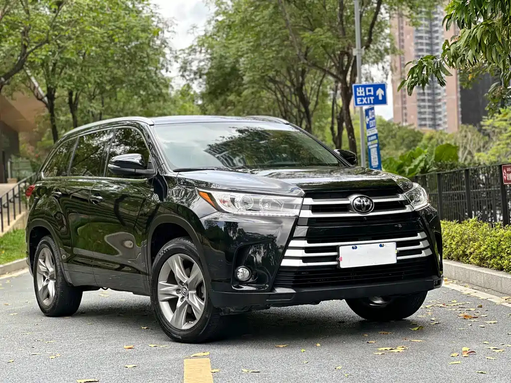 TOYOTA HIGHLANDER 2019