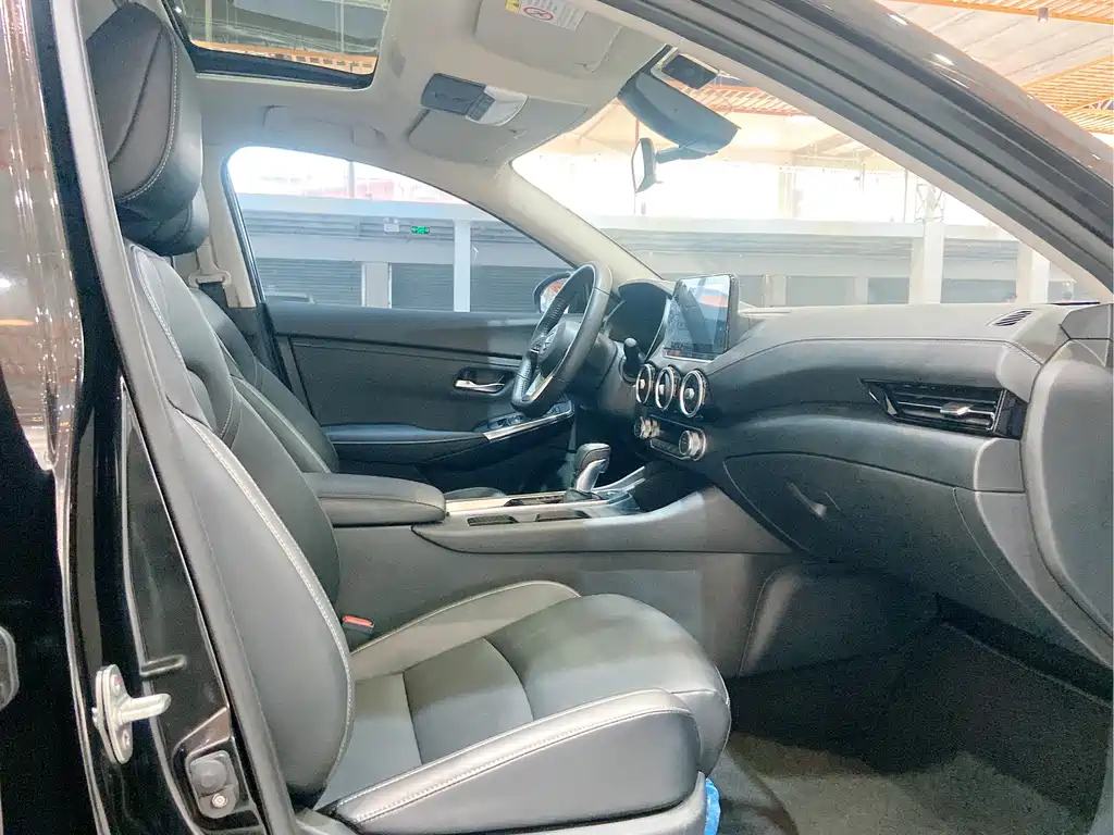 NISSAN SYLPHY 2022