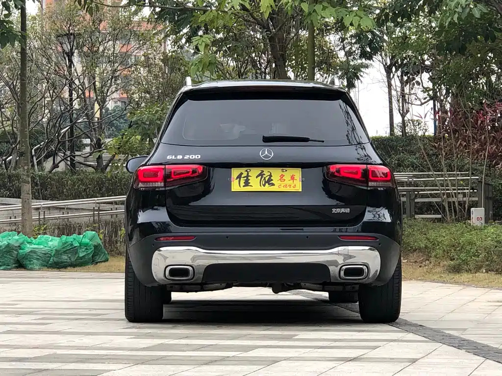 MERCEDES BENZ GLB 2021