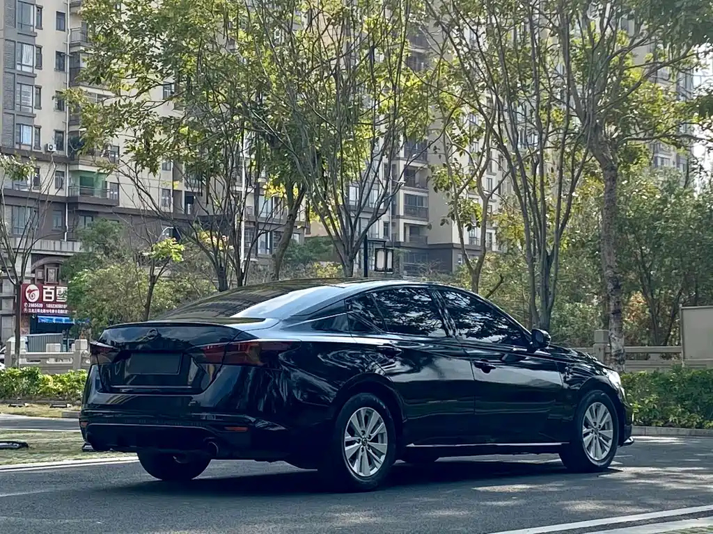 NISSAN TEANA 2019