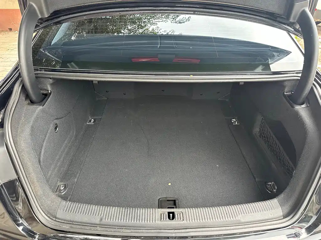 AUDI A6L 2014