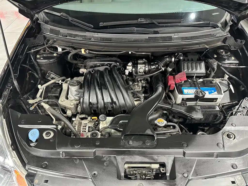 NISSAN SYLPHY 2017