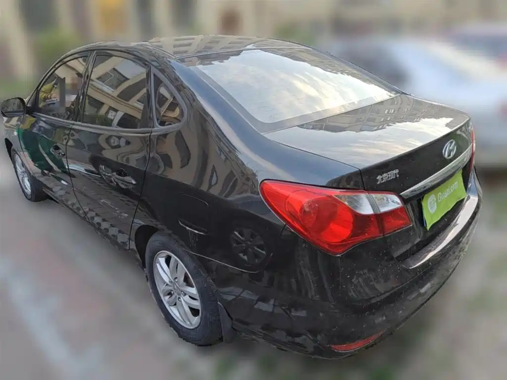 HYUNDAI CELESTA 2011