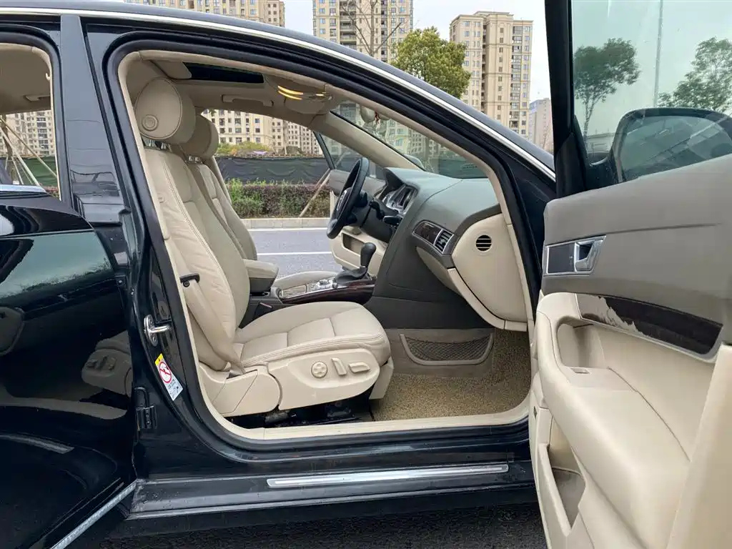 AUDI A6L 2010