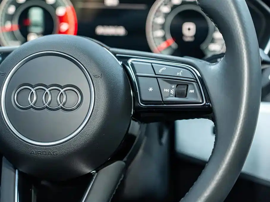 AUDI A4L 2021