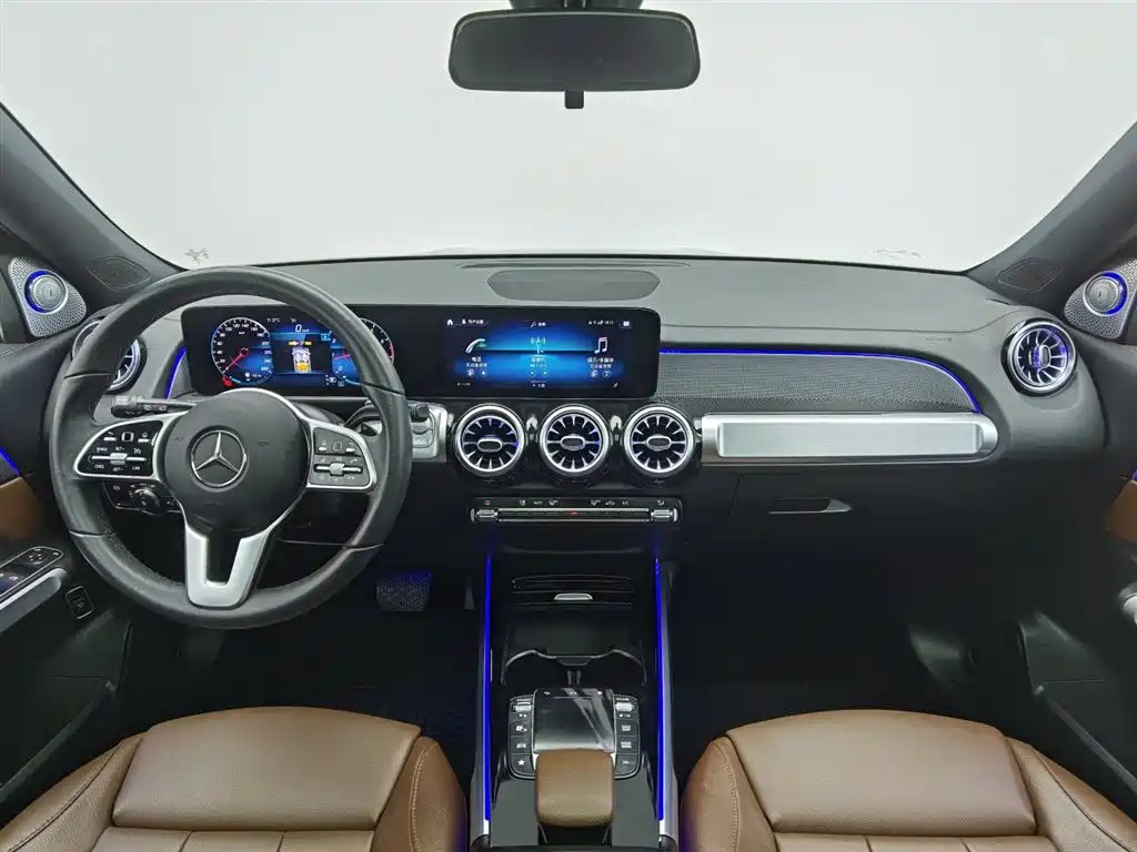MERCEDES BENZ GLB 2021
