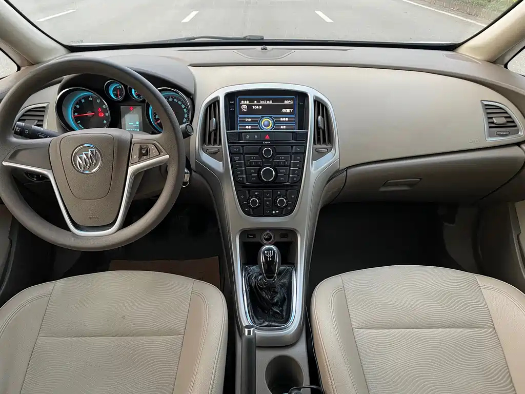 BUICK EXCELLE 2013