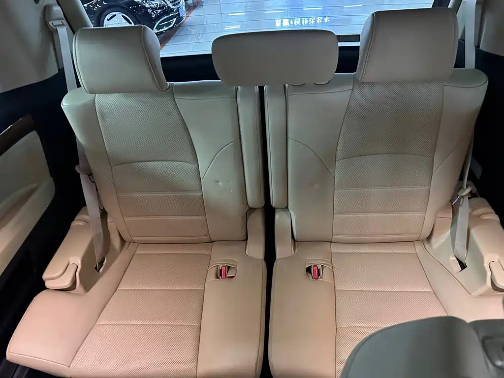 TOYOTA ALPHARD 2018