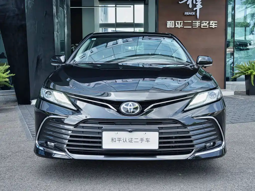 TOYOTA CAMRY 2021