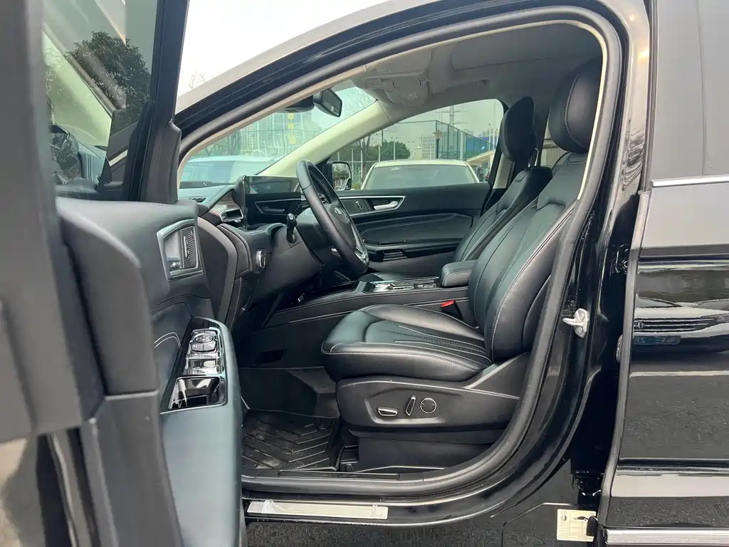 FORD EDGE 2021